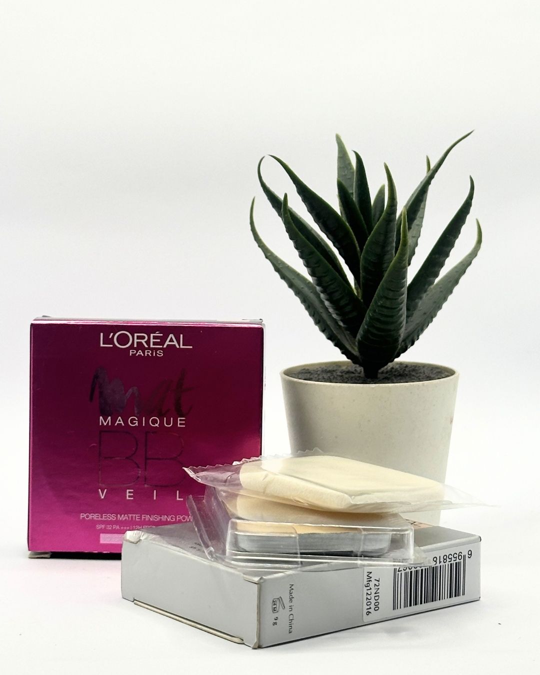 L'Oreal Paris Matt MAGIQUE BB VEIL Face Powder