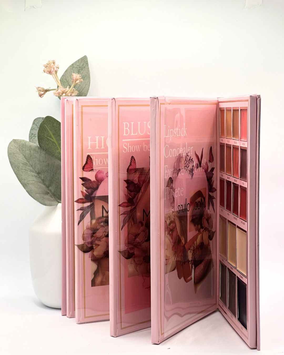 Mocallure Professional Makeup Book 5 in 1 Eyeshadow, Blush-On, Lip Colors, Highlighter & Concealer