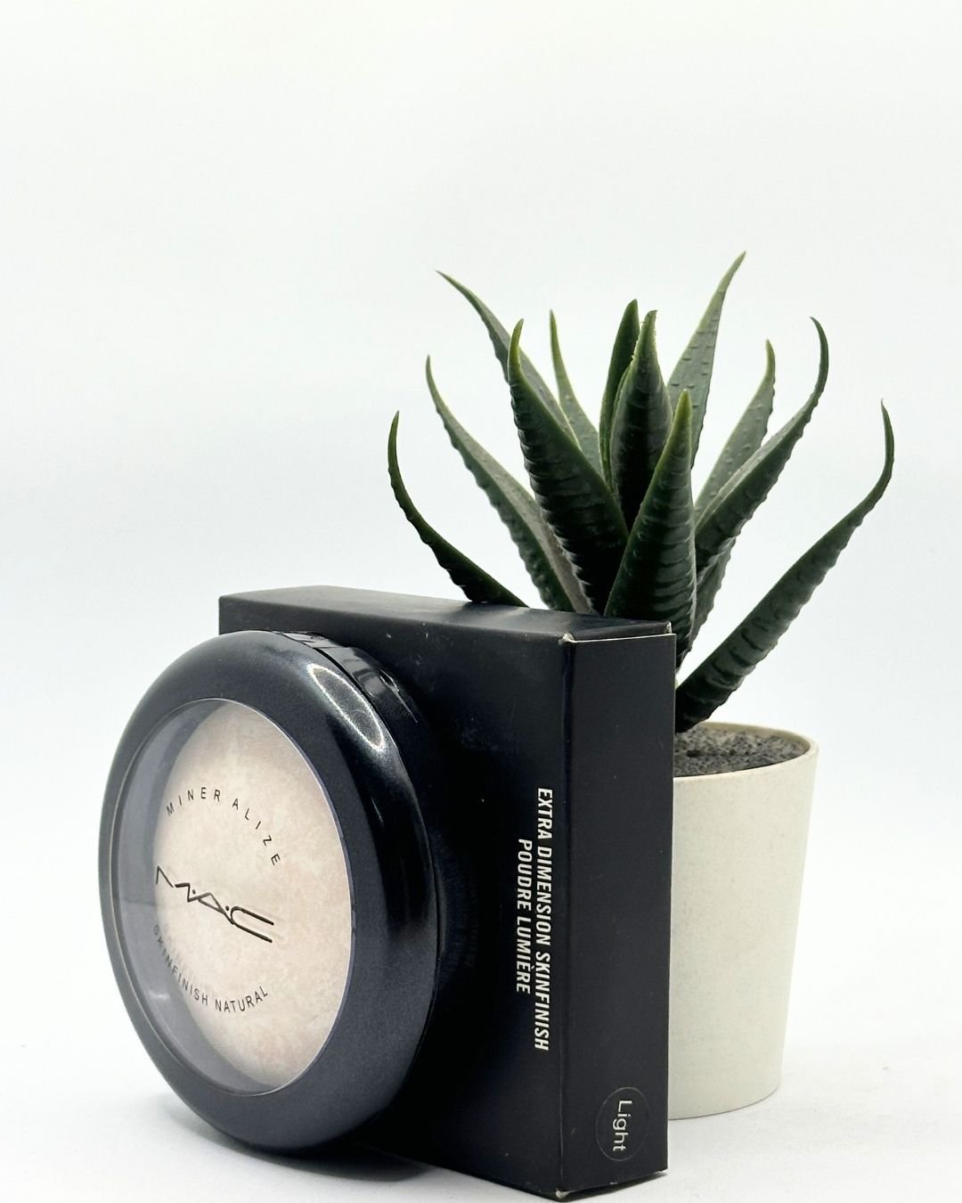 MAC Face Powder Extra Dimnesion Skin Finish - Light